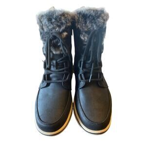 Cliffs by White Mountain Women’s boot size 9